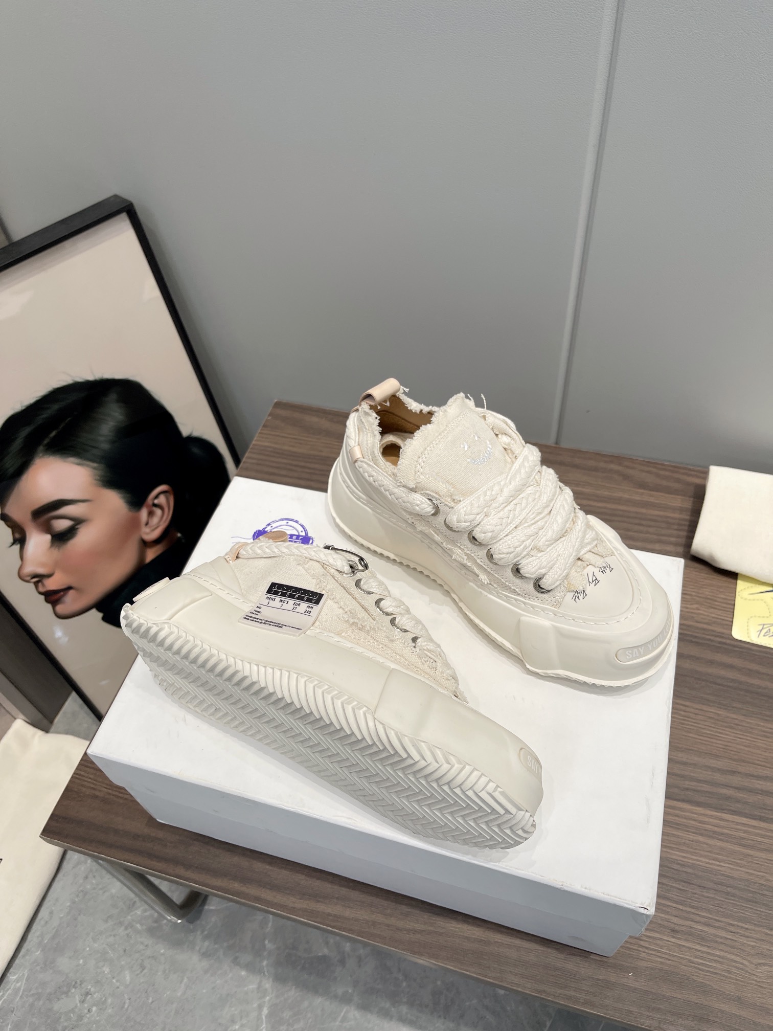 Xvesel G.O.P. 2.0 Marshmallow Low Sneakers: Stylish Design with Comfortable Lift - 图片 9