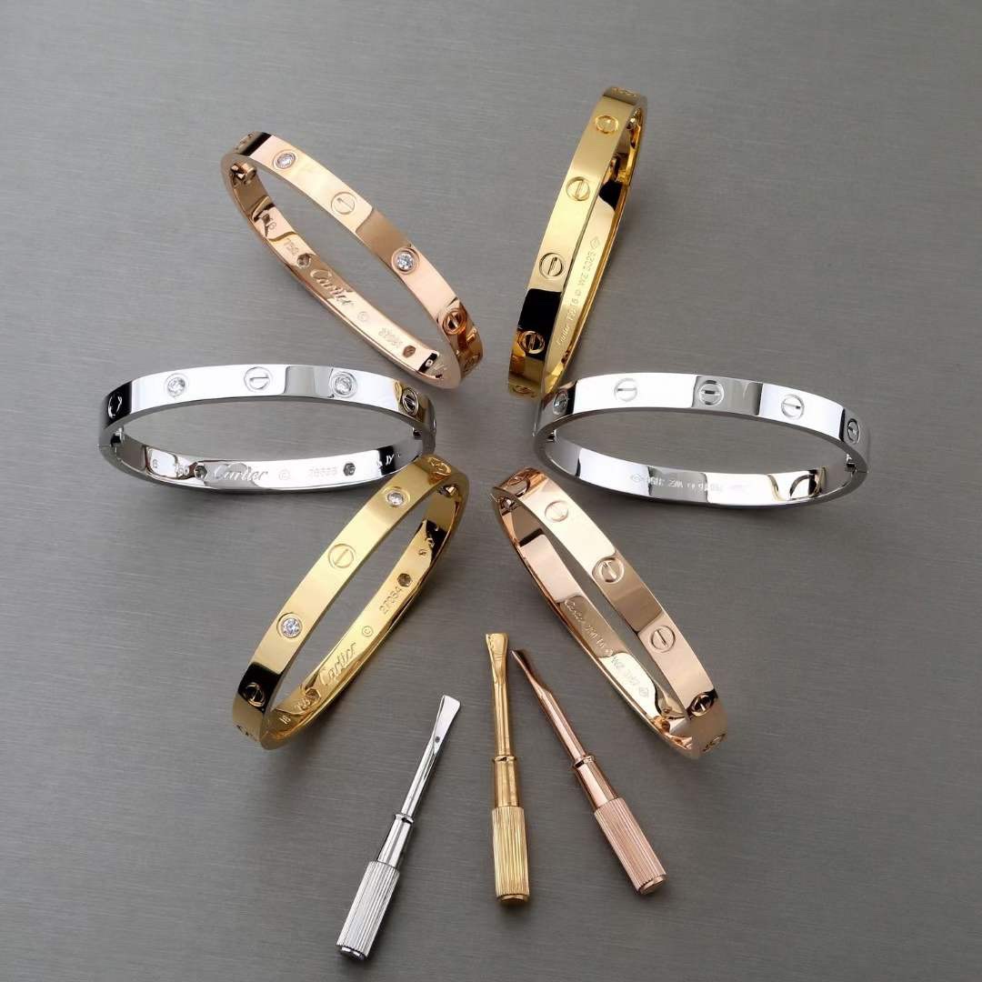 Cartier 卡地亚Cartier 四钻/无钻 宽版love情款侣手镯