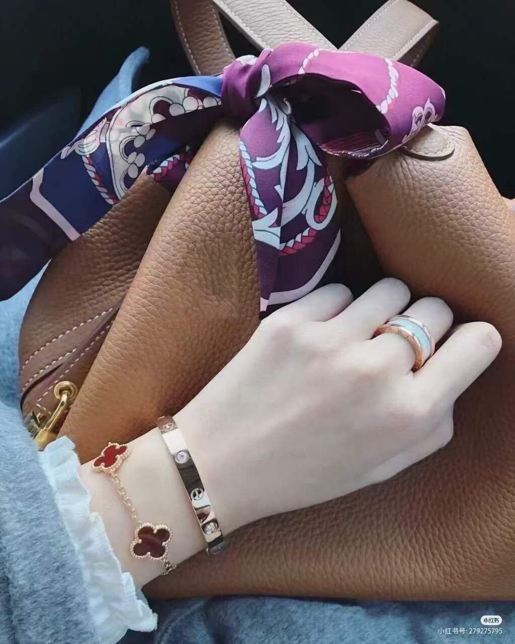 Cartier 卡地亚Cartier 四钻/无钻 宽版love情款侣手镯