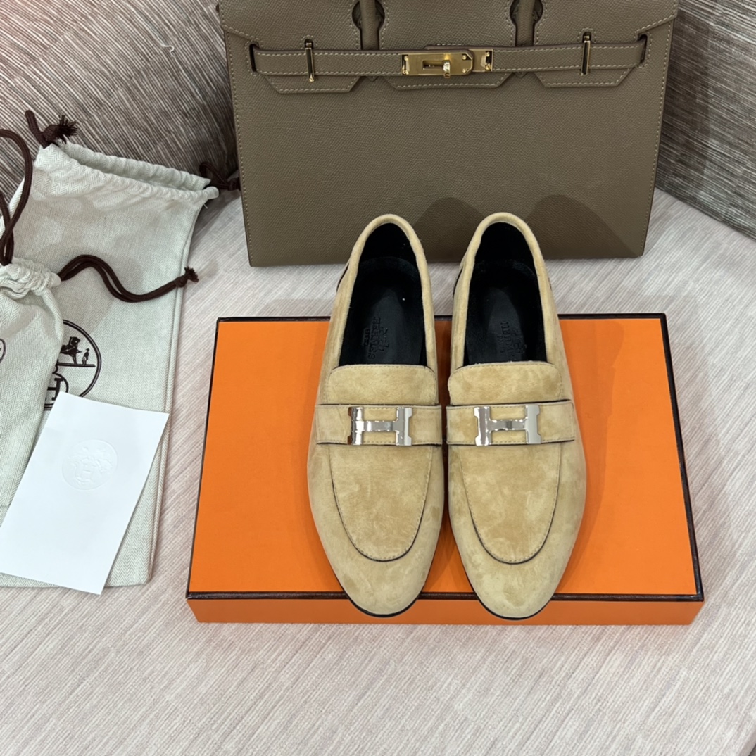 NO:784462,Hermes... a Eclair 2026 new color + hot style series, the shape is super positive, with a certain thickness, which makes the legs longer!  Breathable and comfortable technical fabric!  Spring and summer color matching items that are both beautiful and comfortable!  Channel supply code size size 35-39 can be customized 34 40.41 42, loafers, hermes, loafers19860909Hermes... a Eclair 2026新色+爆款系列 版型超正,有一定厚度增高显腿长！透体透气 舒适的科技面料！ 春夏拼色兼具颜值舒适度的单品！ 渠道货源 码数 size 35-39可定34 40.41 42,,乐福鞋,hermes,loafers,Women's Shoes