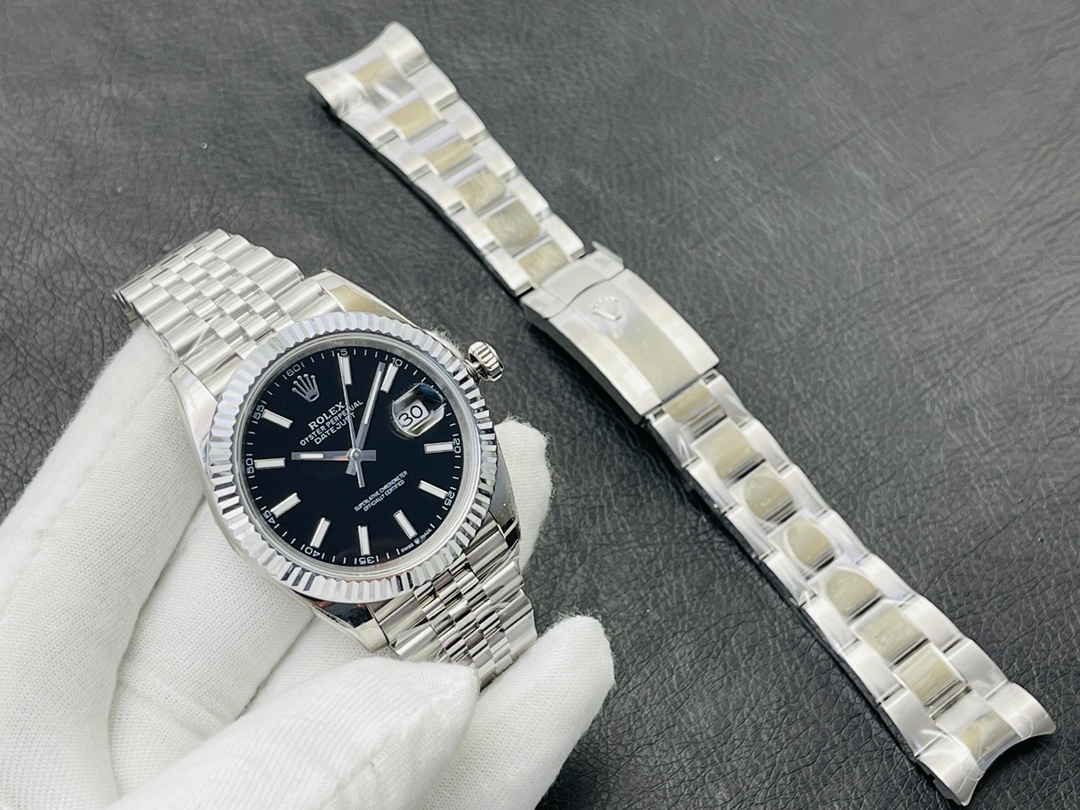 Replicas Rolex Datejust Watch Blue Platinum Polishing