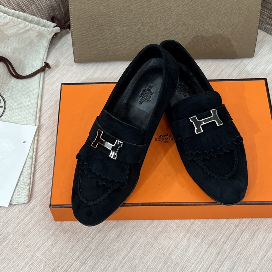 NO:784467,Hermes... a Eclair 2026 new color + hot style series, the shape is super positive, with a certain thickness, which makes the legs longer!  Breathable and comfortable technical fabric!  Spring and summer color matching items that are both beautiful and comfortable!  Channel supply code size size 35-39 can be customized 34 40.41 42, loafers, hermes, loafers19860909Hermes... a Eclair 2026新色+爆款系列 版型超正,有一定厚度增高显腿长！透体透气 舒适的科技面料！ 春夏拼色兼具颜值舒适度的单品！ 渠道货源 码数 size 35-39可定34 40.41 42,乐福鞋,hermes,loafers,Women's Shoes