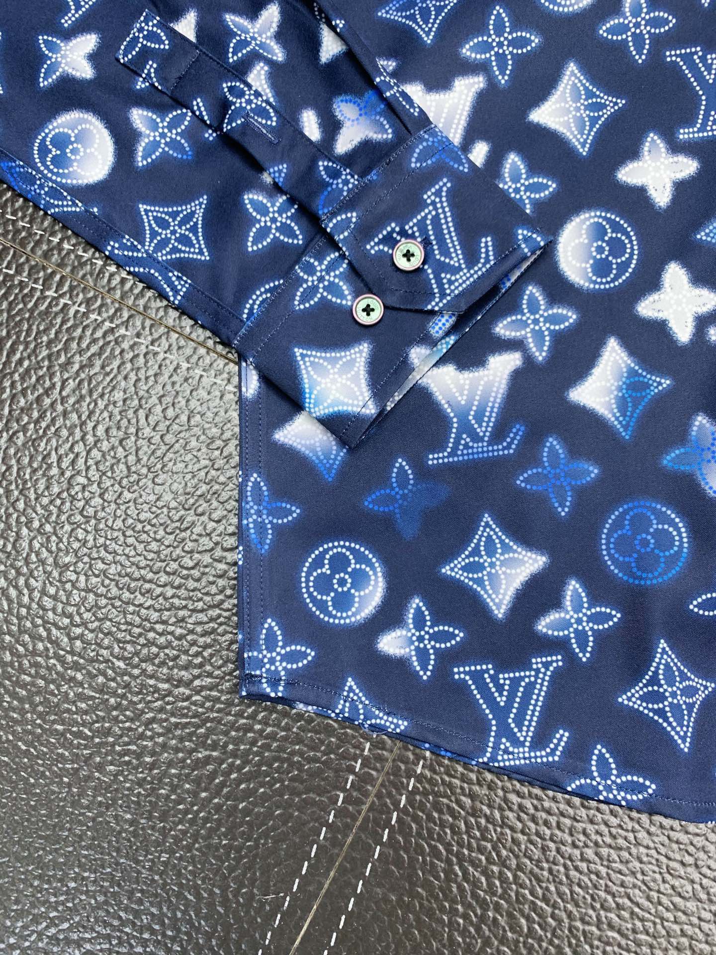 路易威登 Louis Vuitton 高定典藏名品高定成衣时装外套连衣裙衬衫T恤 #E2503887 6