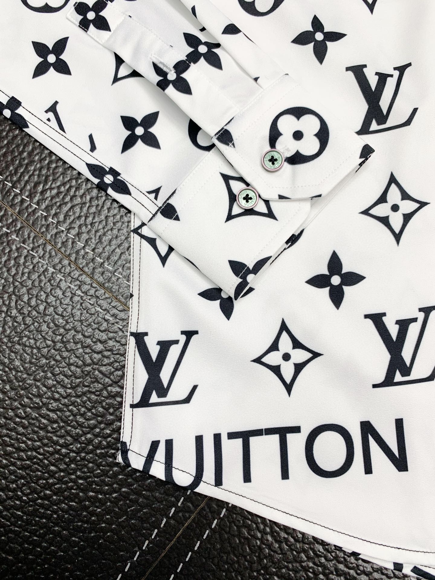 Louis Vuitton Haute Couture Haute Couture Ready-to-Wear Clothing Dress 7