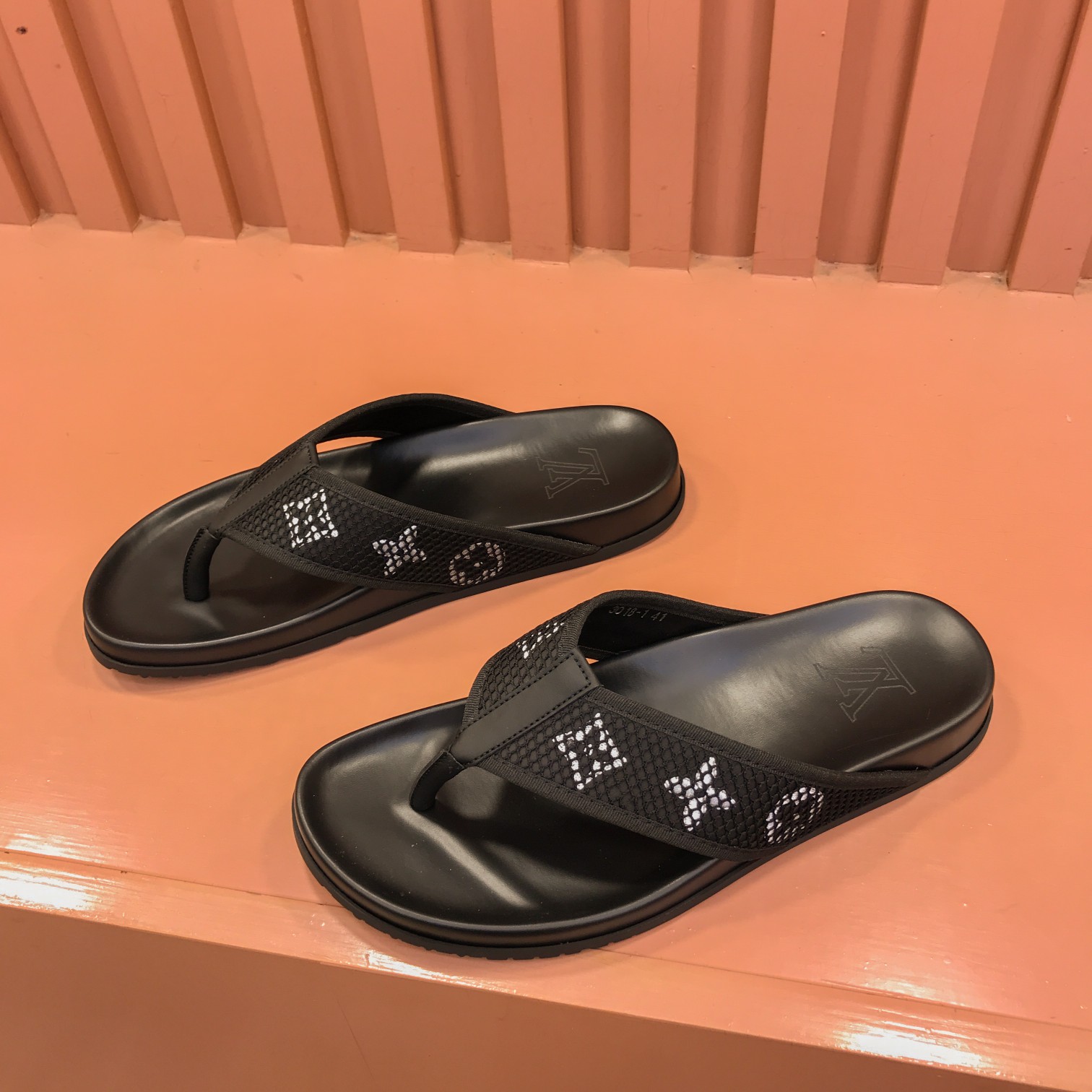 [L familia - burro marca] P: Tamaño: 38-44 2023lv lujo zapatillas de los hombres, 1:1 de alta calida