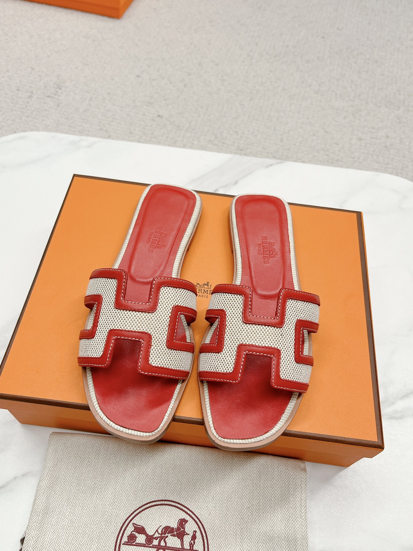 Hermes H-Shaped Sandals Women's Spring/Summer Red Leather Beach Slippers 3 i1678727023 5601 0