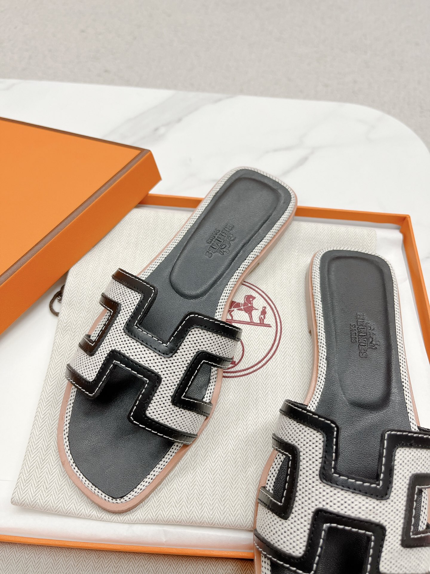 Hermes Women's H Cutout Leather Slide Sandals Handmade Summer Beach Shoes 6 i1678727059 3549 3