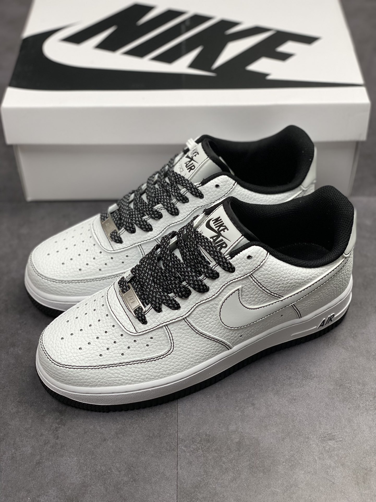 230 Nike Air Force 1 Low 07 白黑 CN2896-104