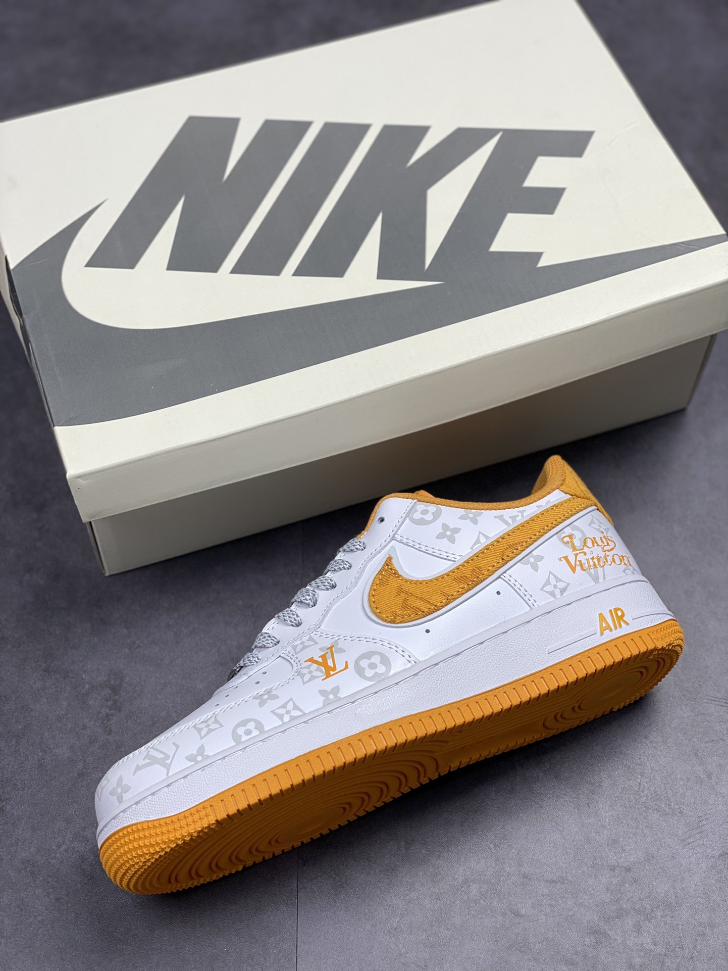 250 Nike Air Force 1 Low 07 白黄LV老花 DR9868-700-莆田鞋,莆田鞋货源,高仿鞋,高仿鞋货源,安福档口,莆田高仿鞋,莆田鞋批发,高仿鞋批发,莆田高仿运动鞋,高仿运动鞋,莆田运动鞋 250 Nike Air Force 1 Low 07 白黄LV老花 DR9868-700