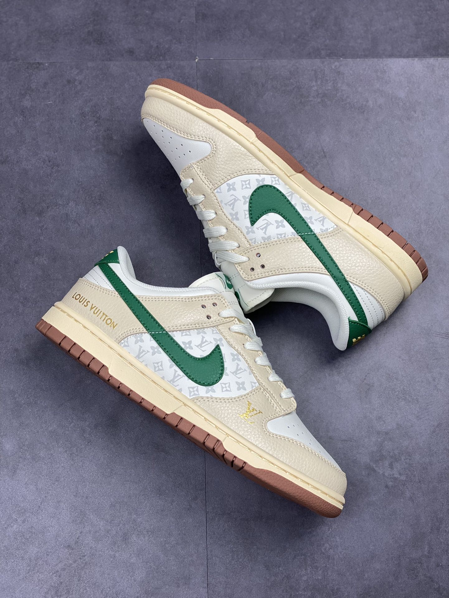 220 NIKE SB Dunk Low Pro ”LV联名米绿” XD6188-003-莆田鞋,莆田鞋货源,高仿鞋,高仿鞋货源,安福档口,莆田高仿鞋,莆田鞋批发,高仿鞋批发,莆田高仿运动鞋,高仿运动鞋,莆田运动鞋 220 NIKE SB Dunk Low Pro ”LV联名米绿” XD6188-003