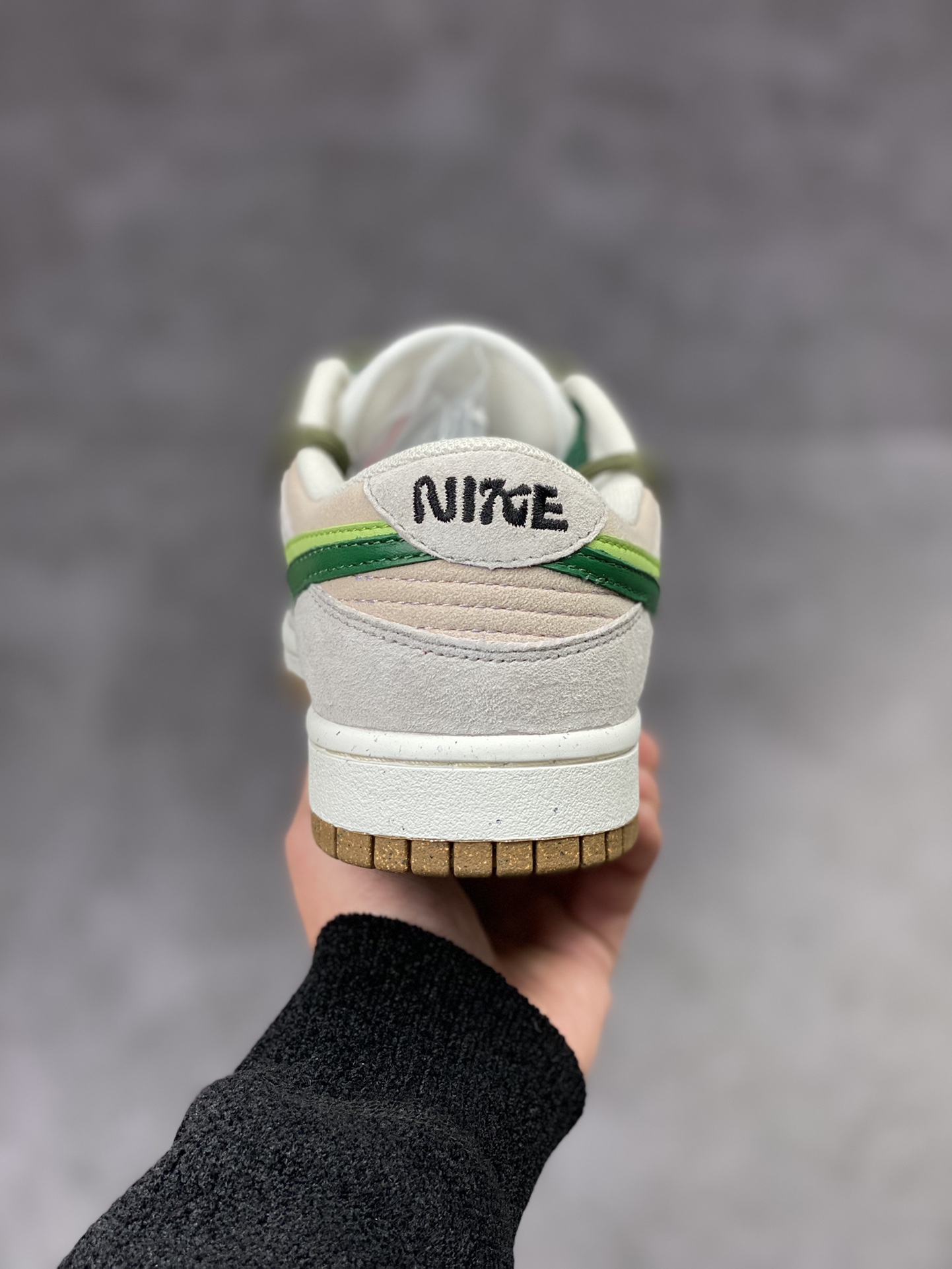 240 Nike SB Dunk Low SE”85 苹果绿双钩 DO9457-100