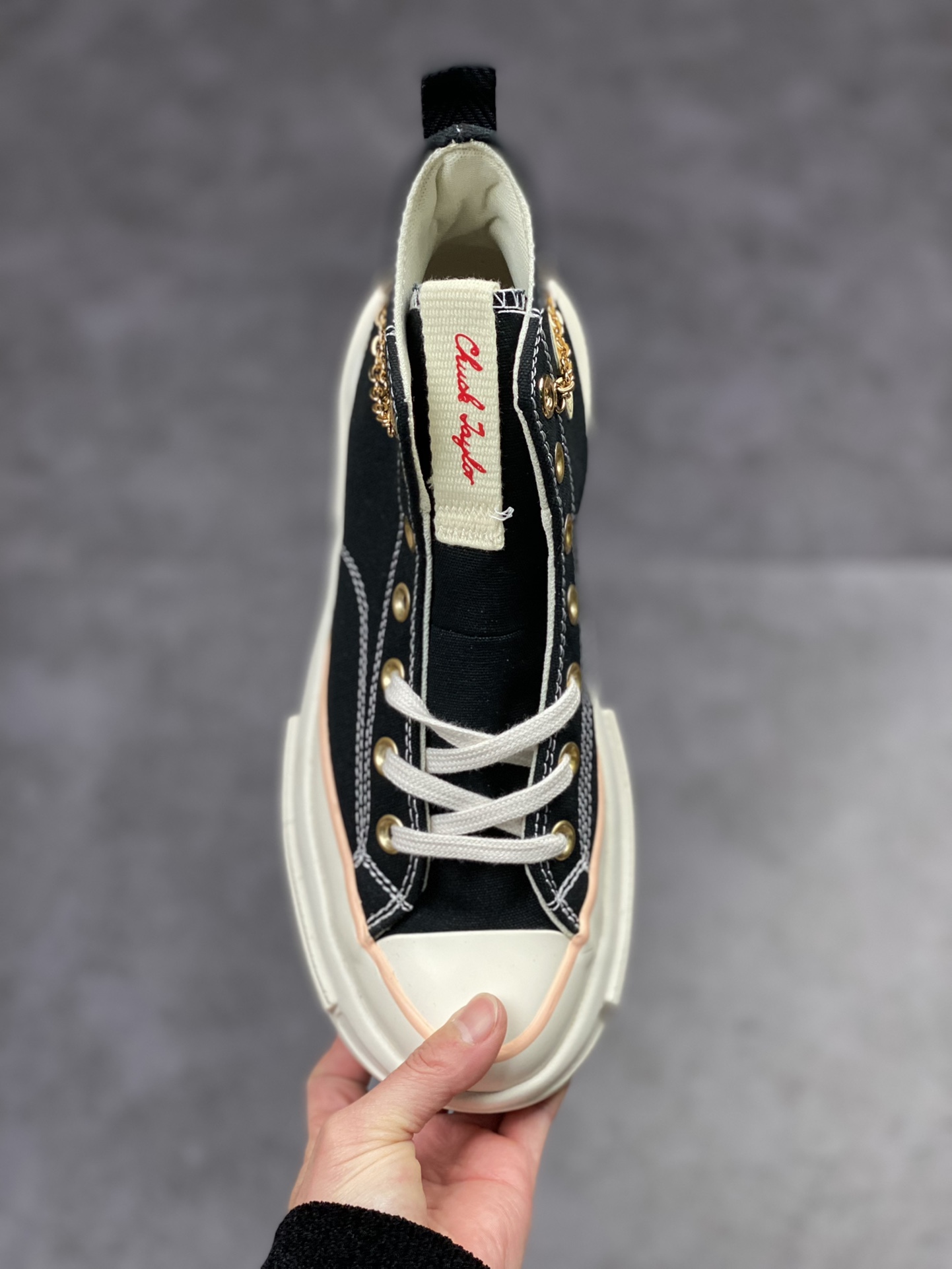 200 Converse Run Star 黑金夹心 情人节限定  A05137C