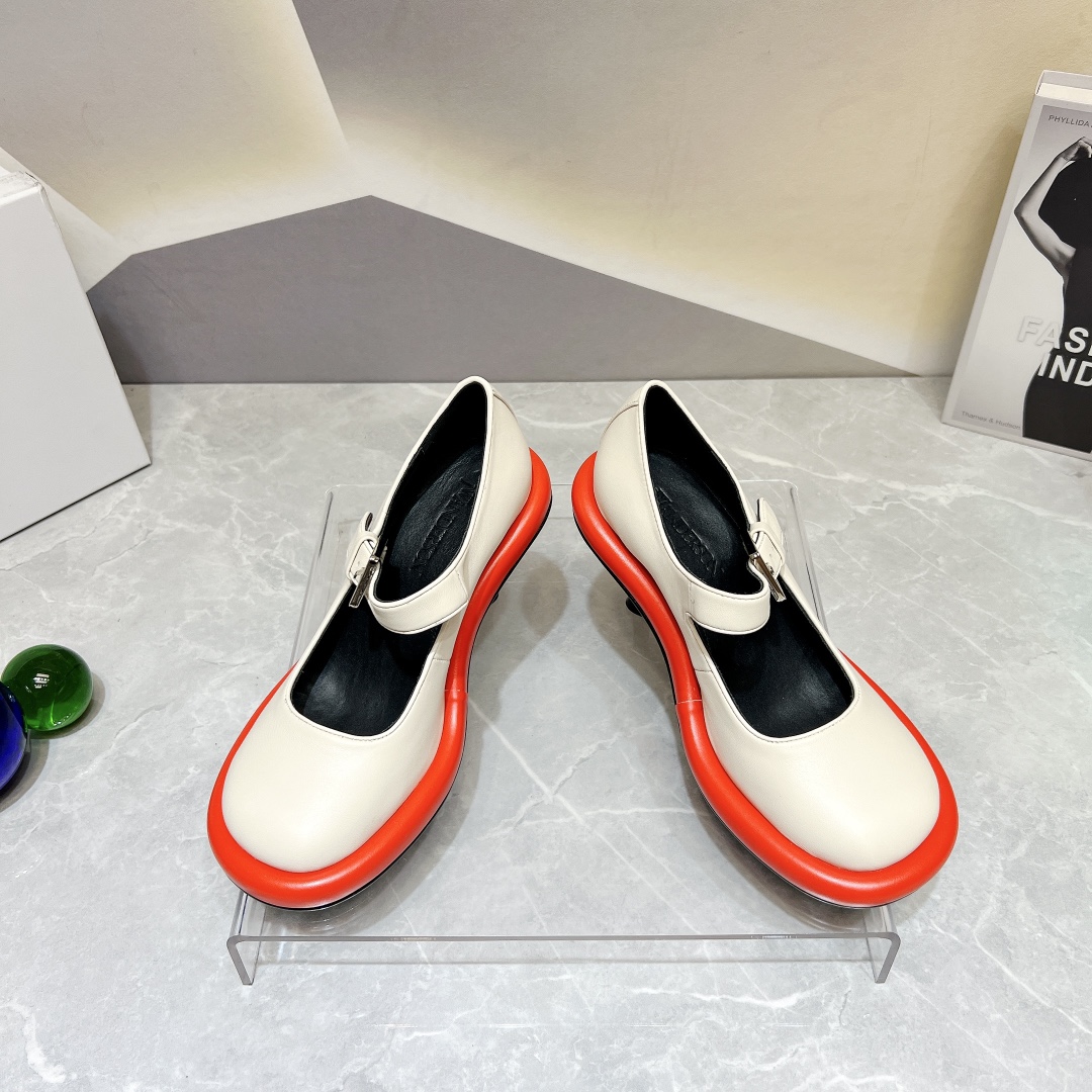 New JW Anderson 2023 Shoe Series: Innovative Design and Customized Materials - 图片 4