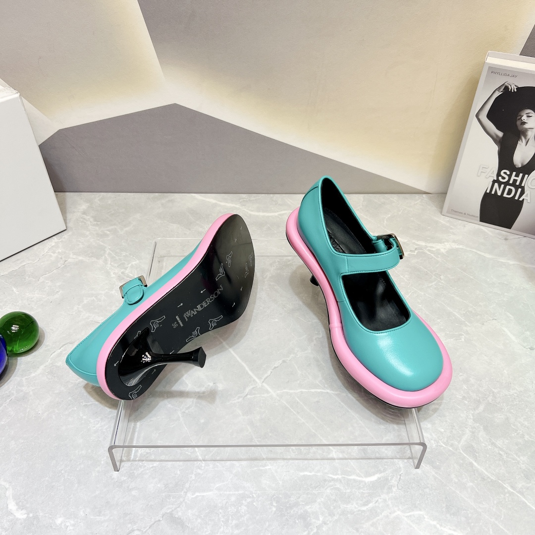 New JW Anderson 2023 Shoe Series: Modern Design with Custom Sheepskin and Platinum Soles - 图片 9