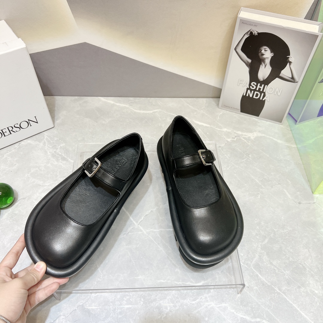 New JW Anderson 2023 Single Shoe Series: Modern Gene, Dynamic Design, Custom Sheep Skin - 图片 4