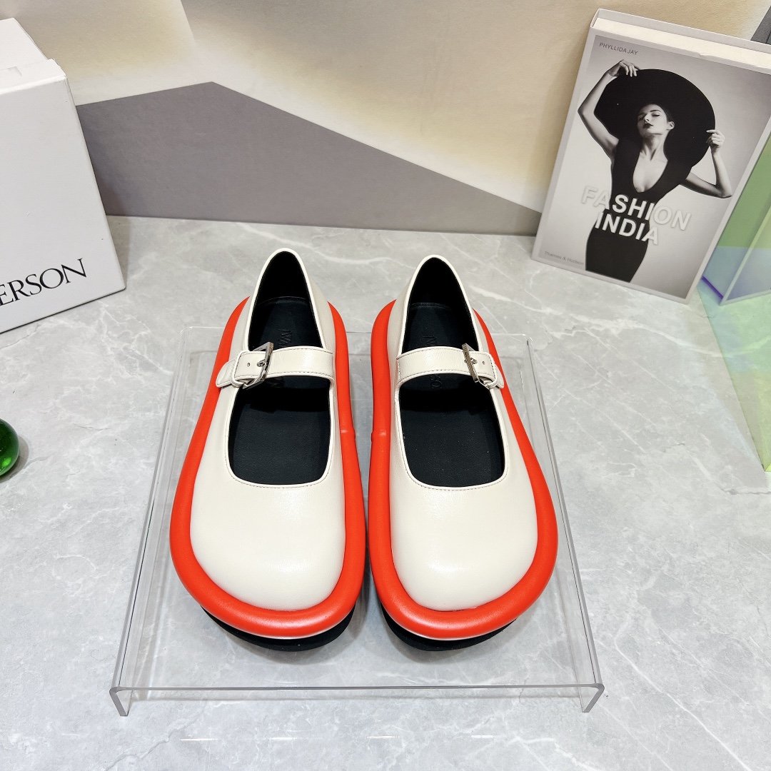 New JW Anderson 2023 Shoe Series with Unique Design and Customized Sheep Skin