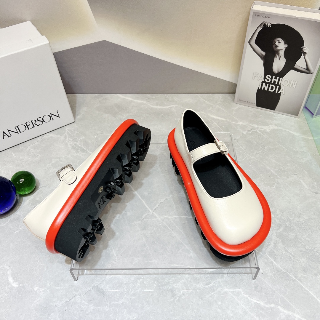 New JW Anderson 2023 Shoe Series with Unique Design and Customized Sheep Skin - 图片 9