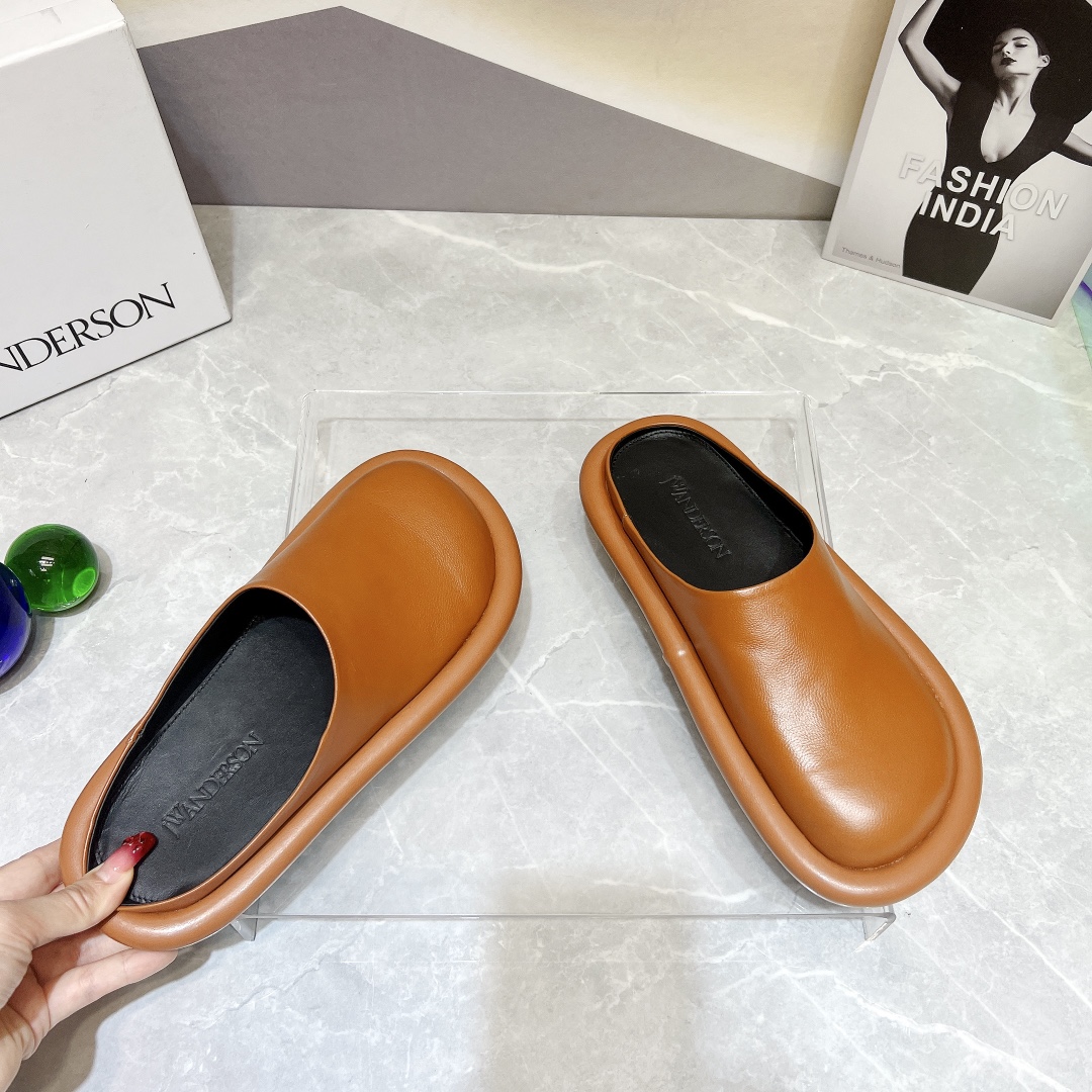 JW Anderson 2023 New Shoe Series: Dynamic Design with Sheepskin and Platinum Soles - 图片 7