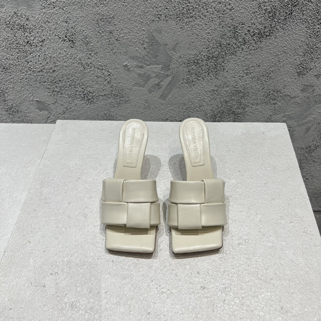 Bottega Veneta 编织 高跟 凉鞋 米白