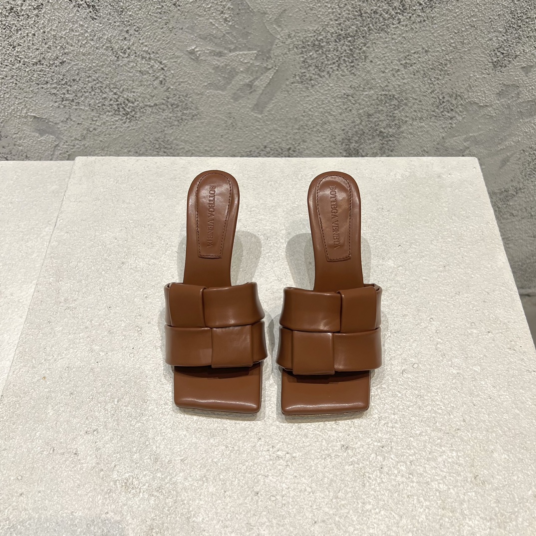 Bottega Veneta 编织 高跟 凉鞋 咖色