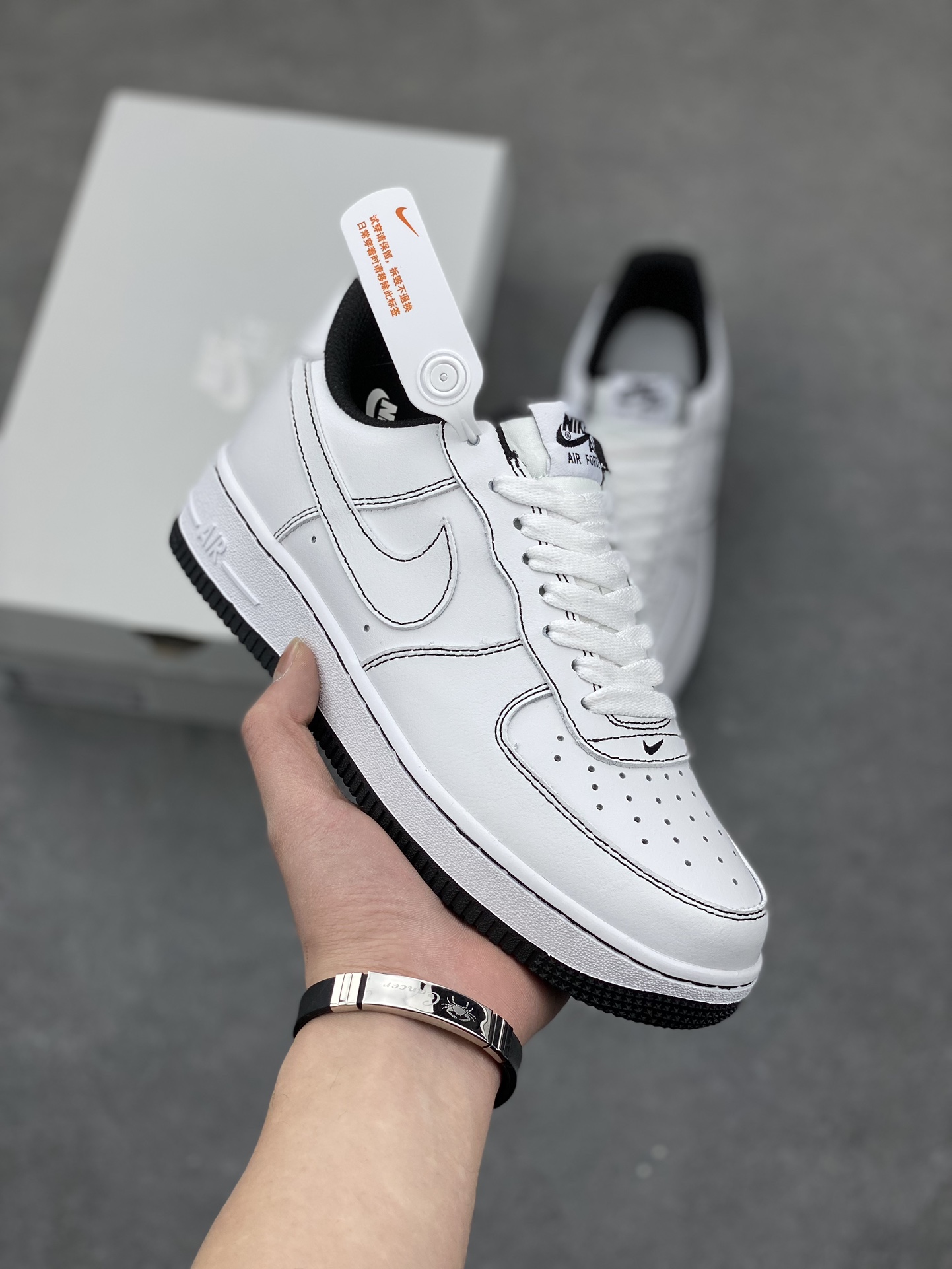 Nike Air Force 1 '07 Low White/Black Stitching - Iconic Style and Comfort 2 i1678736061 3598 0
