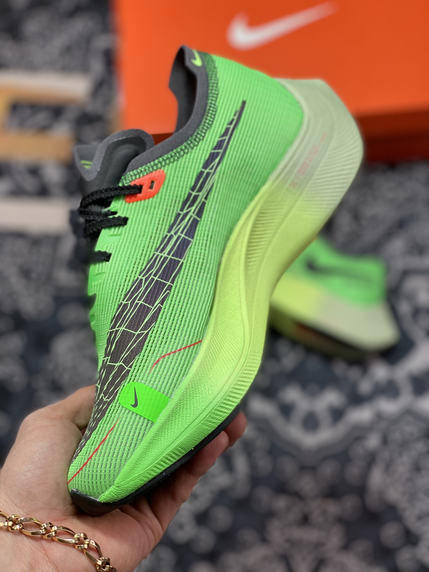 230  Nike ZoomX Vaporfly Next% 2 马拉松跑步鞋二代 DZ4779-304