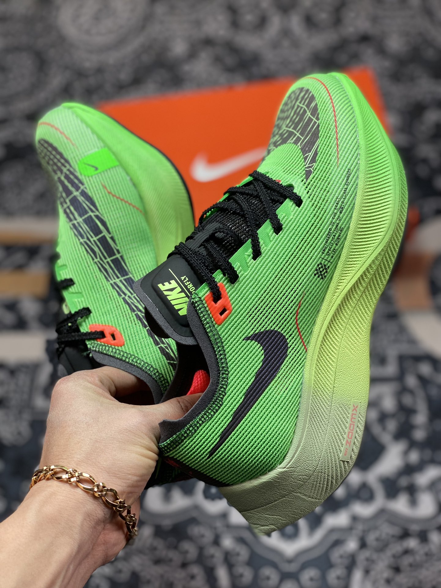 230  Nike ZoomX Vaporfly Next% 2 马拉松跑步鞋二代 DZ4779-304