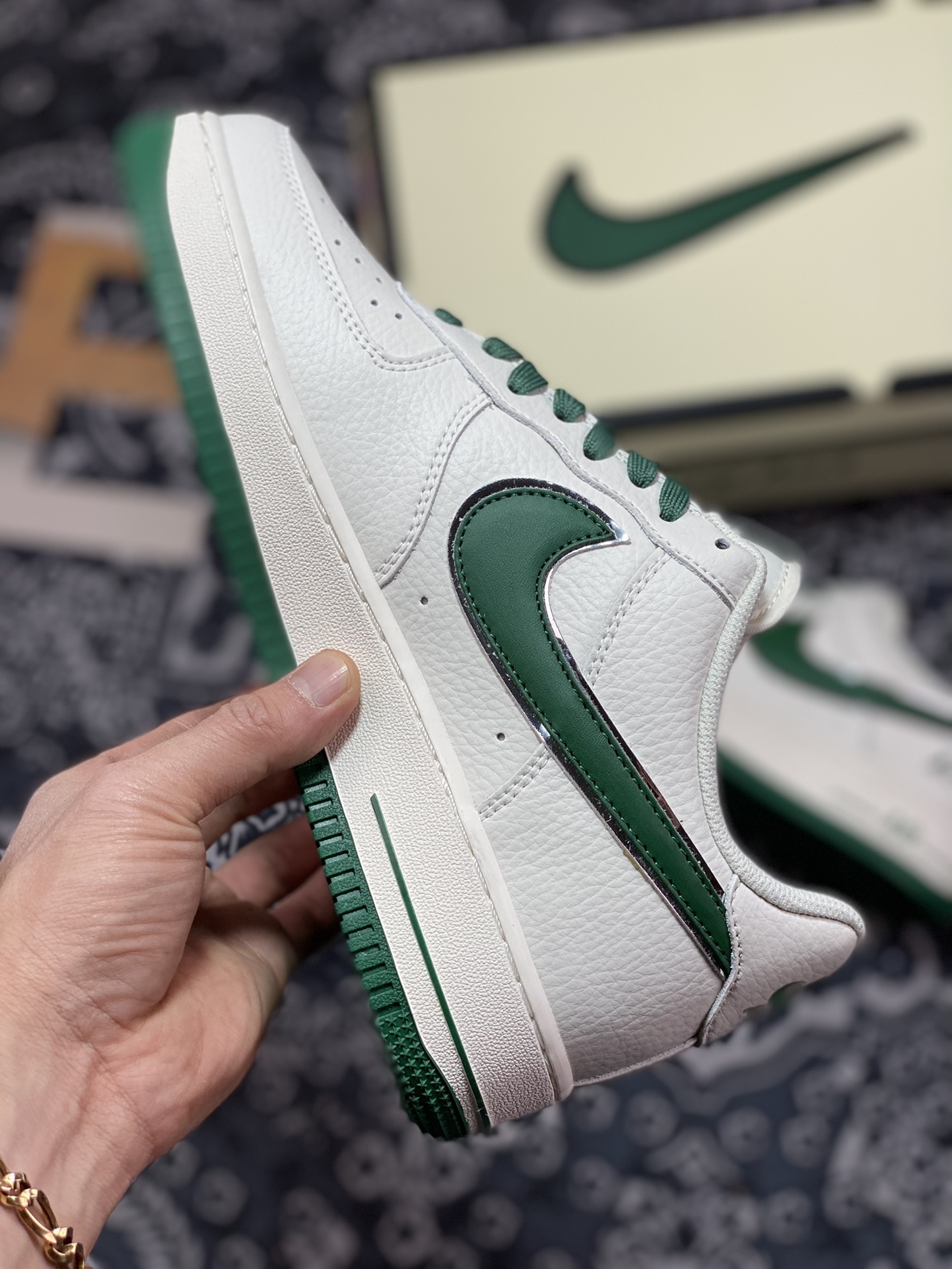 260  Nike Air Force 1’07 Low”White/Green/Silver”空军一号板鞋“皮革白深绿银小钩”BM1996-066