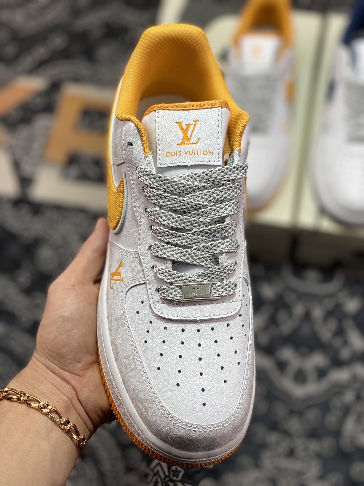 260  Louis Vuitton x Nike Air Force 1 07 LV8”White/Yellow/LV Monogram”空军一号“皮革白黄灰LV老花”DR9868-700