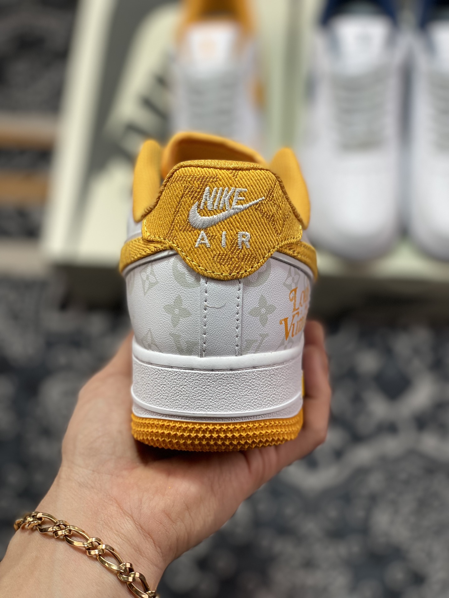 260  Louis Vuitton x Nike Air Force 1 07 LV8”White/Yellow/LV Monogram”空军一号“皮革白黄灰LV老花”DR9868-700