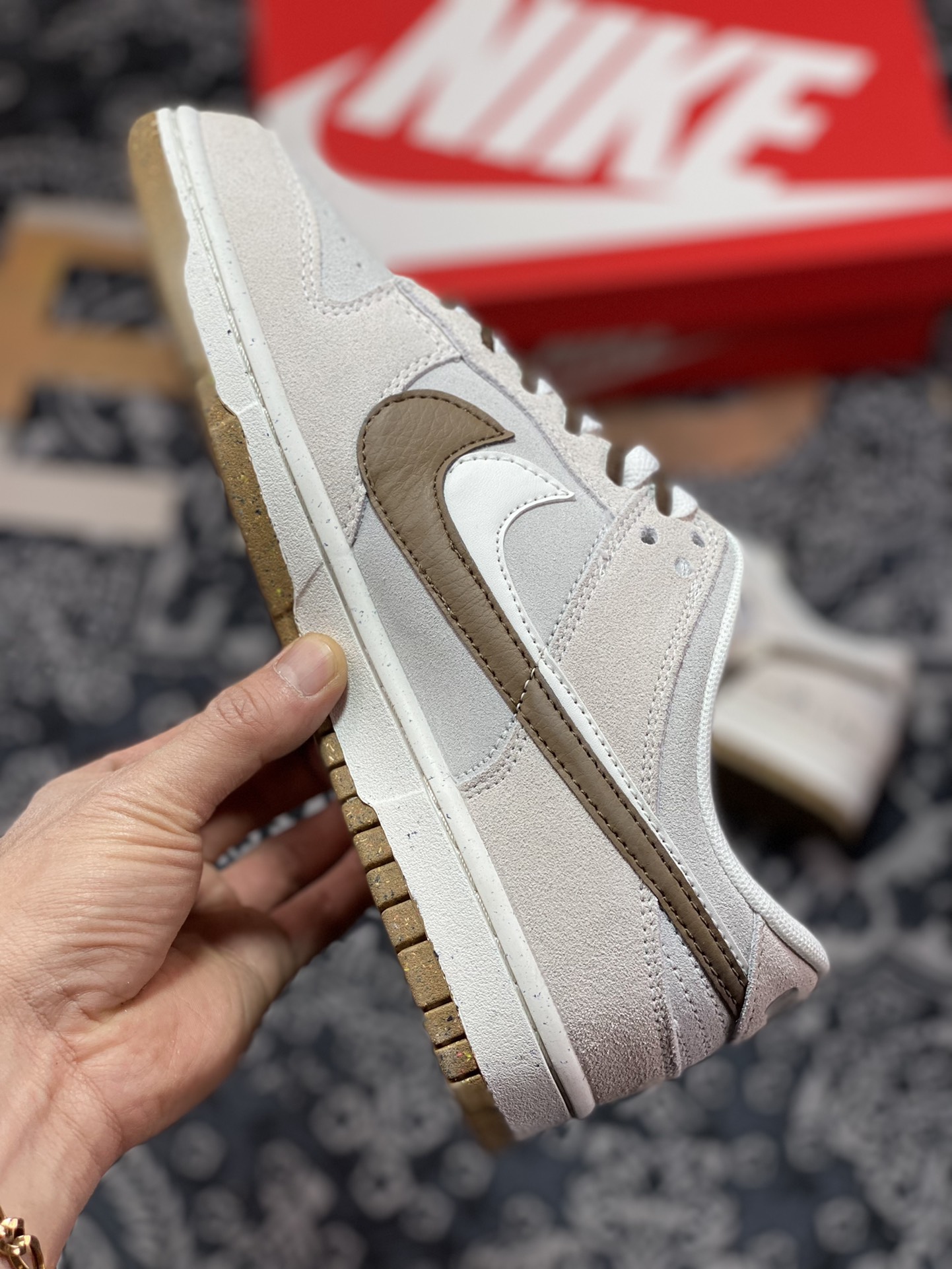 260  Nike SB Dunk Low SE”85 Grey/Mocha/Brown”扣篮系列低帮“麂皮浅灰摩卡棕双钩”DO9457-108