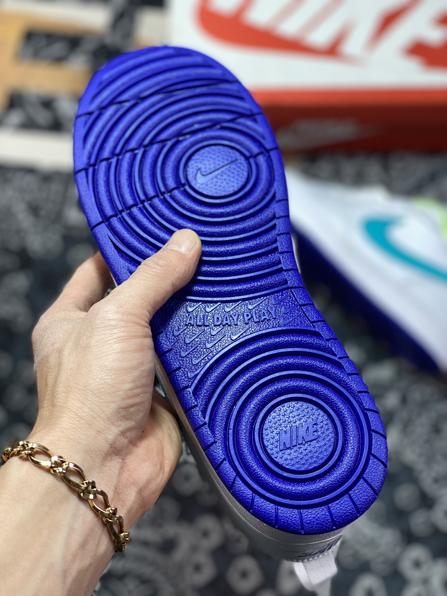 200 Nike Court Borough Low 2”White/Blue/Volt/Purple”学院系列“皮革白薄荷蓝亮绿紫”BQ5448-105