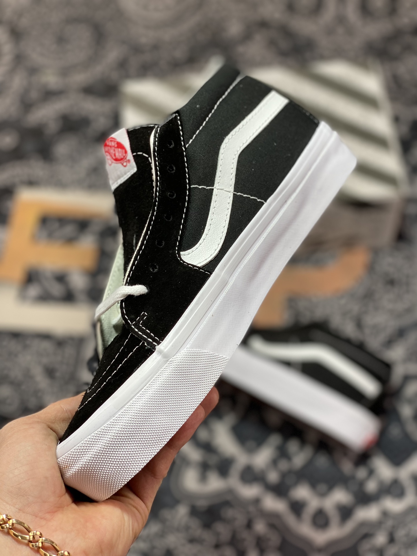 Vans Vault OG Sk8-Mid black and white mid-top Vans official high-end branch VN0A4BVCBA2