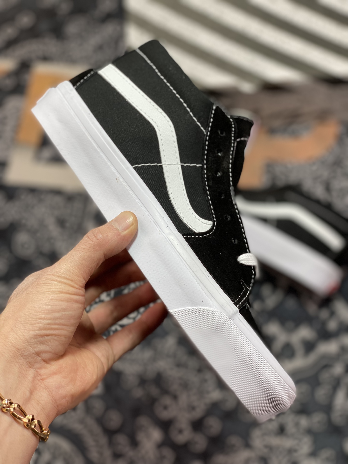 Vans Vault OG Sk8-Mid black and white mid-top Vans official high-end branch VN0A4BVCBA2