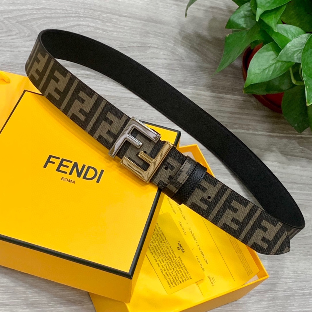 FENDI/芬迪宽39MM标志造型宽