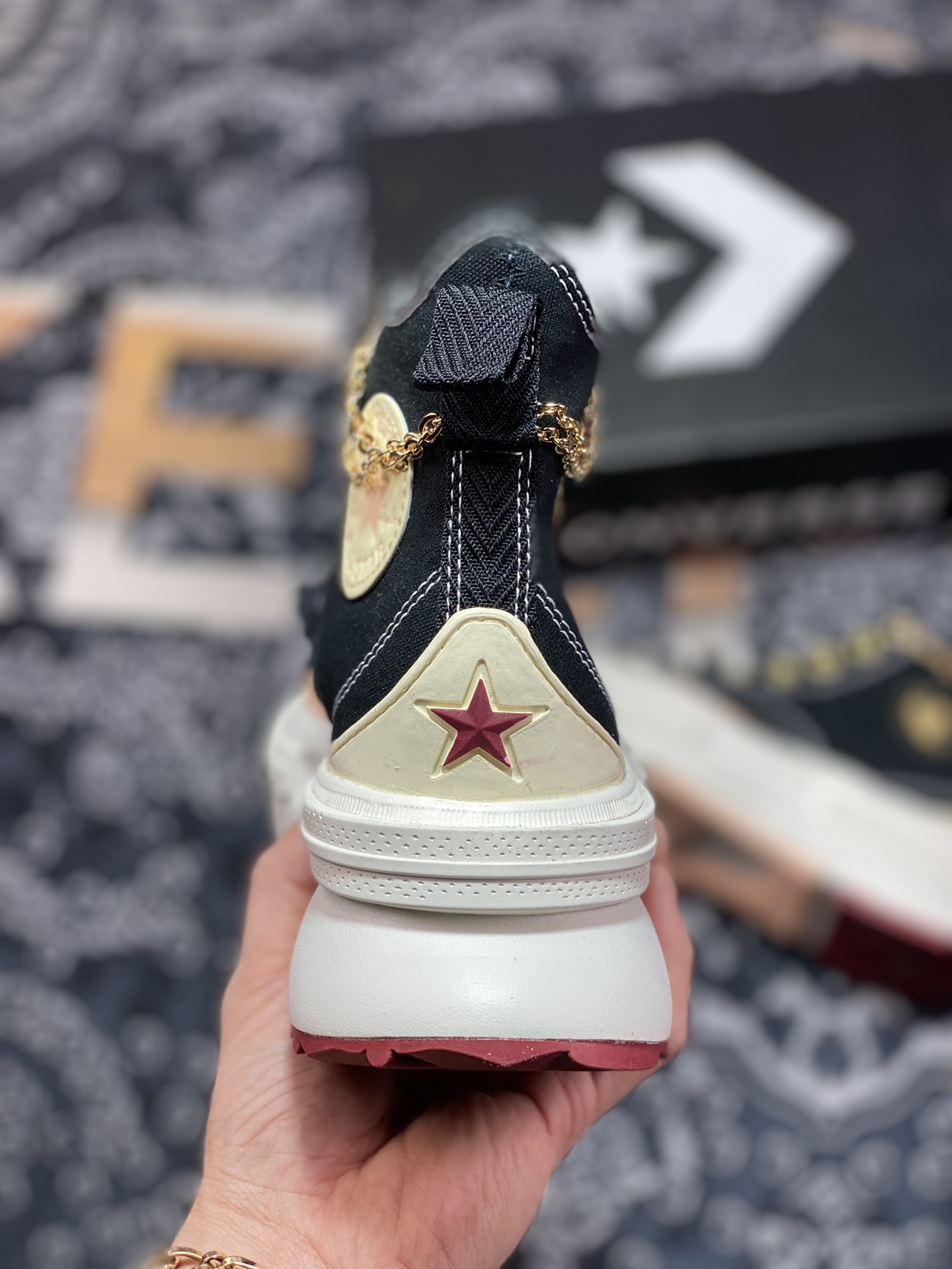 200  Converse Run Star 情人节限定 樱花粉＋砂金A05137C