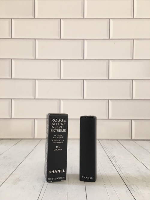Chanel Rouge Allure Velvet Extrême 102 Modern Lipstick 1 Chanel Rouge Allure Velvet Extrême 102 Modern Lipstick