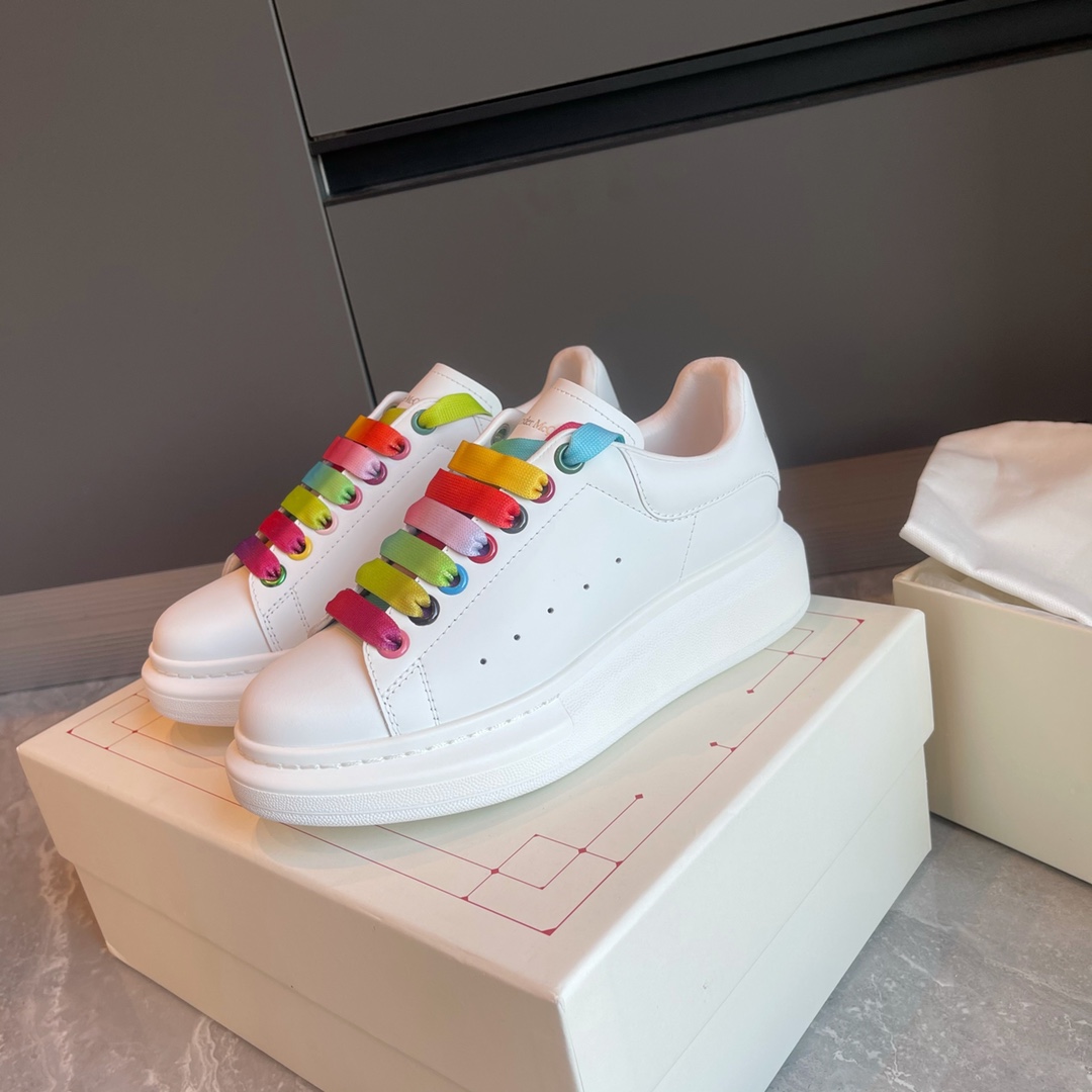[McQueen Women