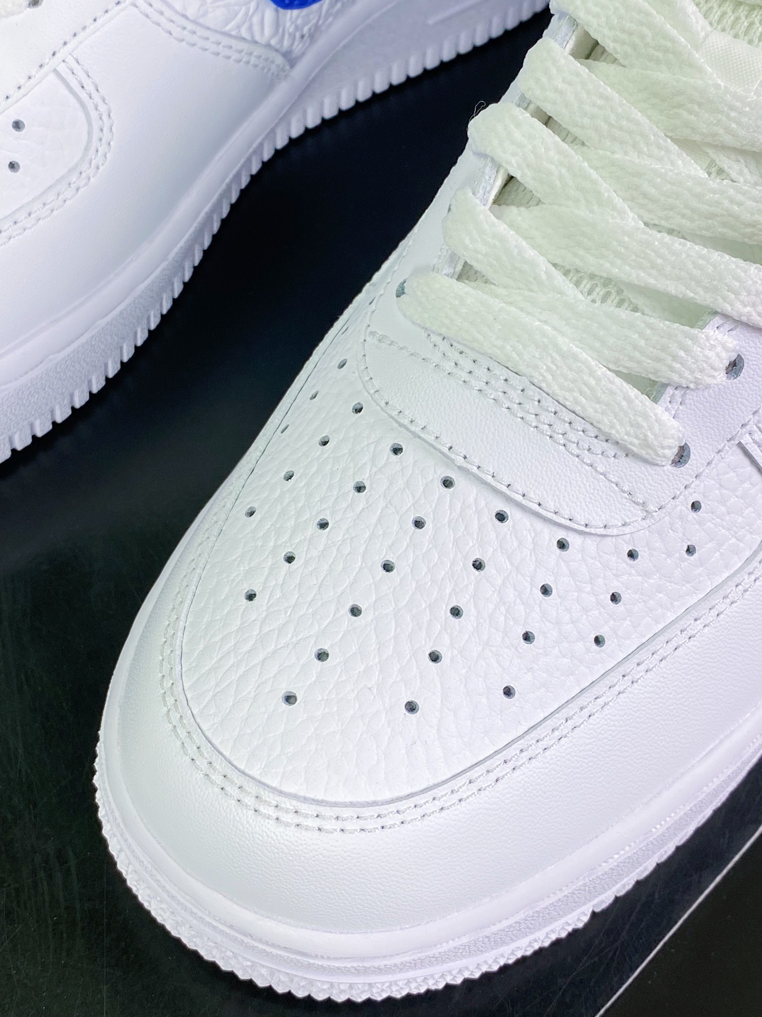 200 Air Force 1'07 Low”Royal Blue/Hoops”空军一号低帮板鞋“白压花篮球宝蓝钩子”FD0667-100