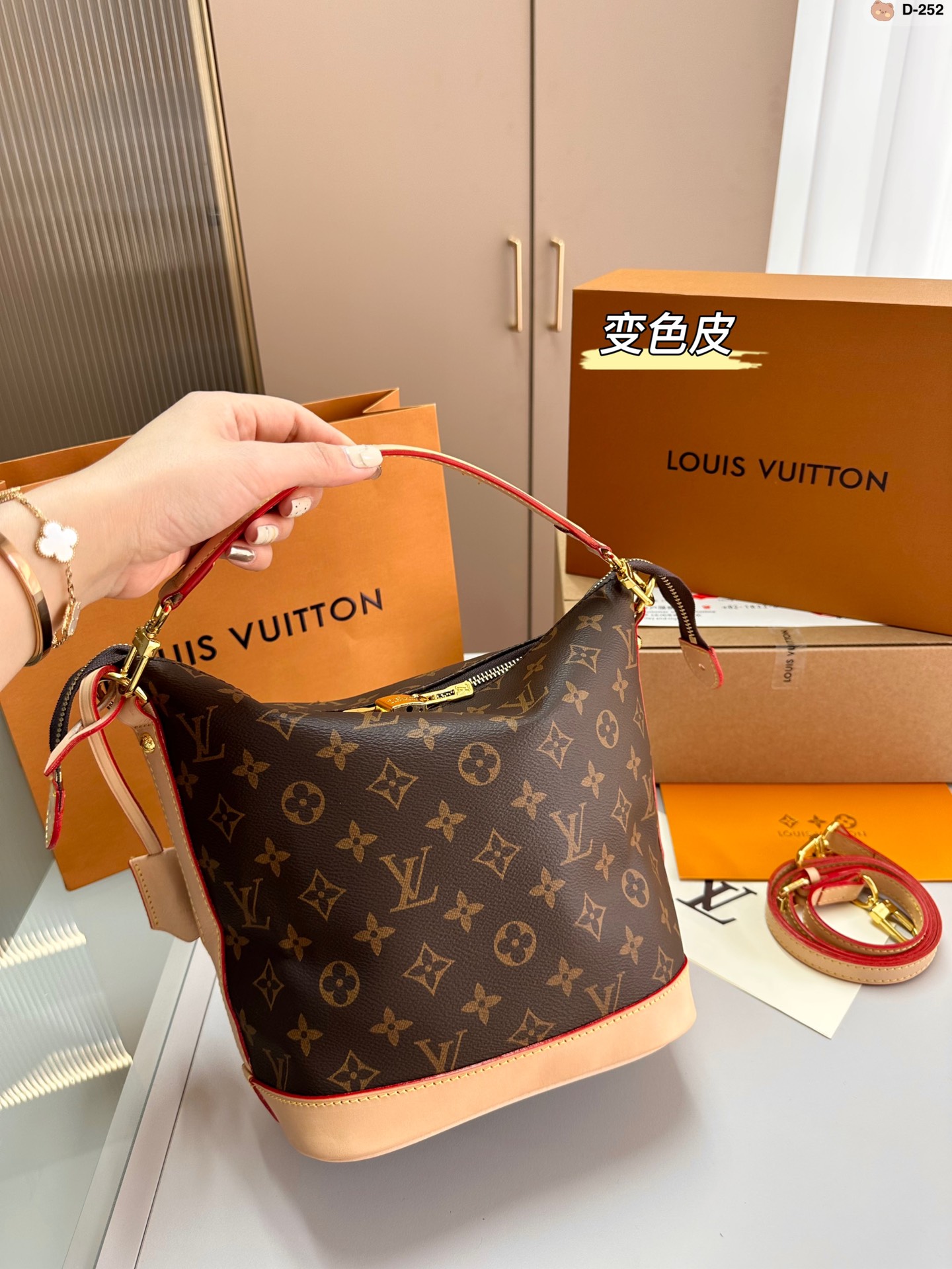 Yupoo Gucci Bags Watches Nike Clothing Jordan Yeezy Balenciaga Shoes
