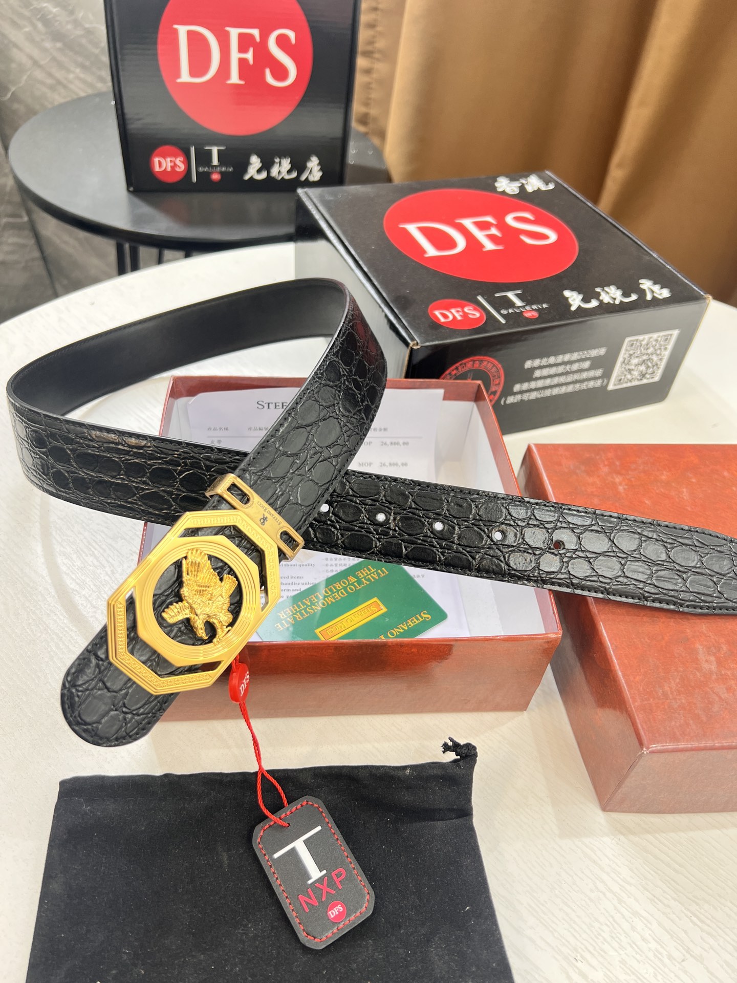 史蒂芬S鹰头 香港免税T礼盒(NXP吊牌感应可识别官网 正版防伪芯片) 四方精电镀 鹰头五金 精钢制作 爆款在现 意大利进口鳄鱼肚纹牛皮制作-Top High Quatity Cheap Sneakers Fashion Clothing Clothes Bags handbags Shoes of all Brand wholesale With The best Quality And Beautiful Price from China Factory Chinese suppliers wholesaler seller 史蒂芬S鹰头 香港免税T礼盒(NXP吊牌感应可识别官网 正版防伪芯片) 四方精电镀 鹰头五金 精钢制作 爆款在现 意大利进口鳄鱼肚纹牛皮制作