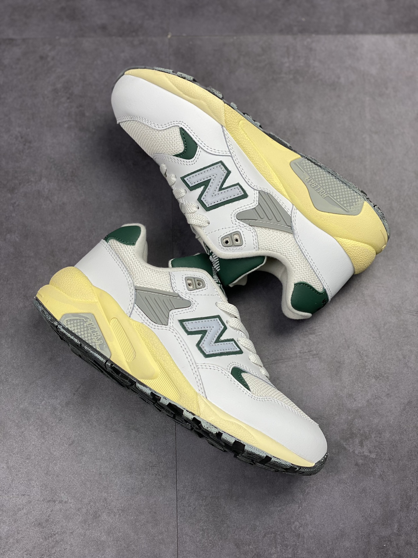 230 【纯原版本 新配色出货】 New Balance NB580 灰绿配色 MT580RCA