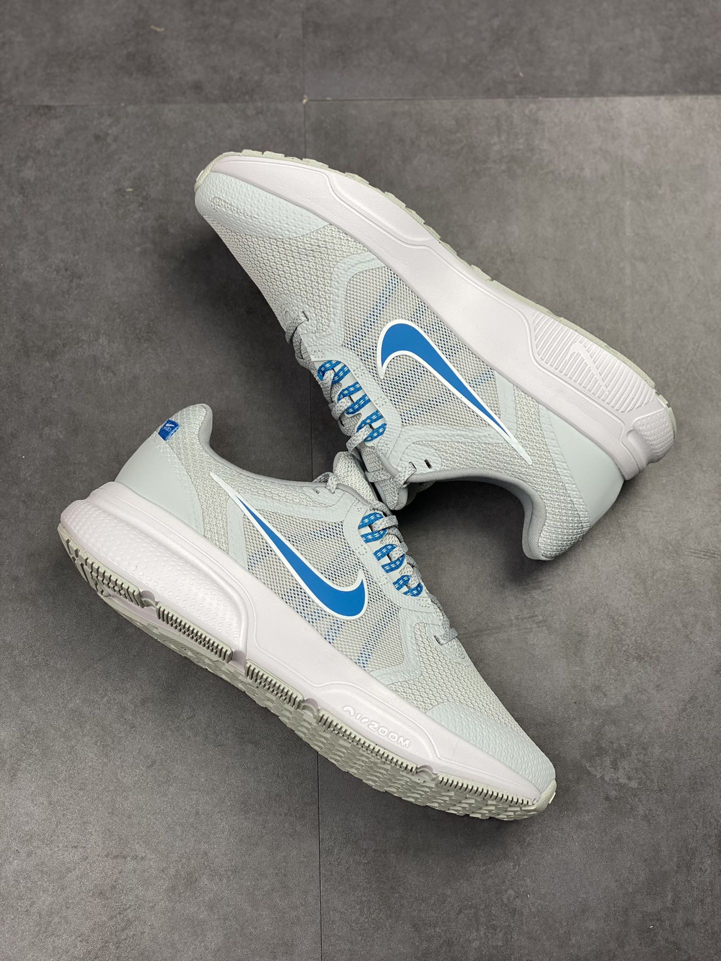 170 Nike Zoom Span 4 跨越4代系列 采用同源织法DC8996-010