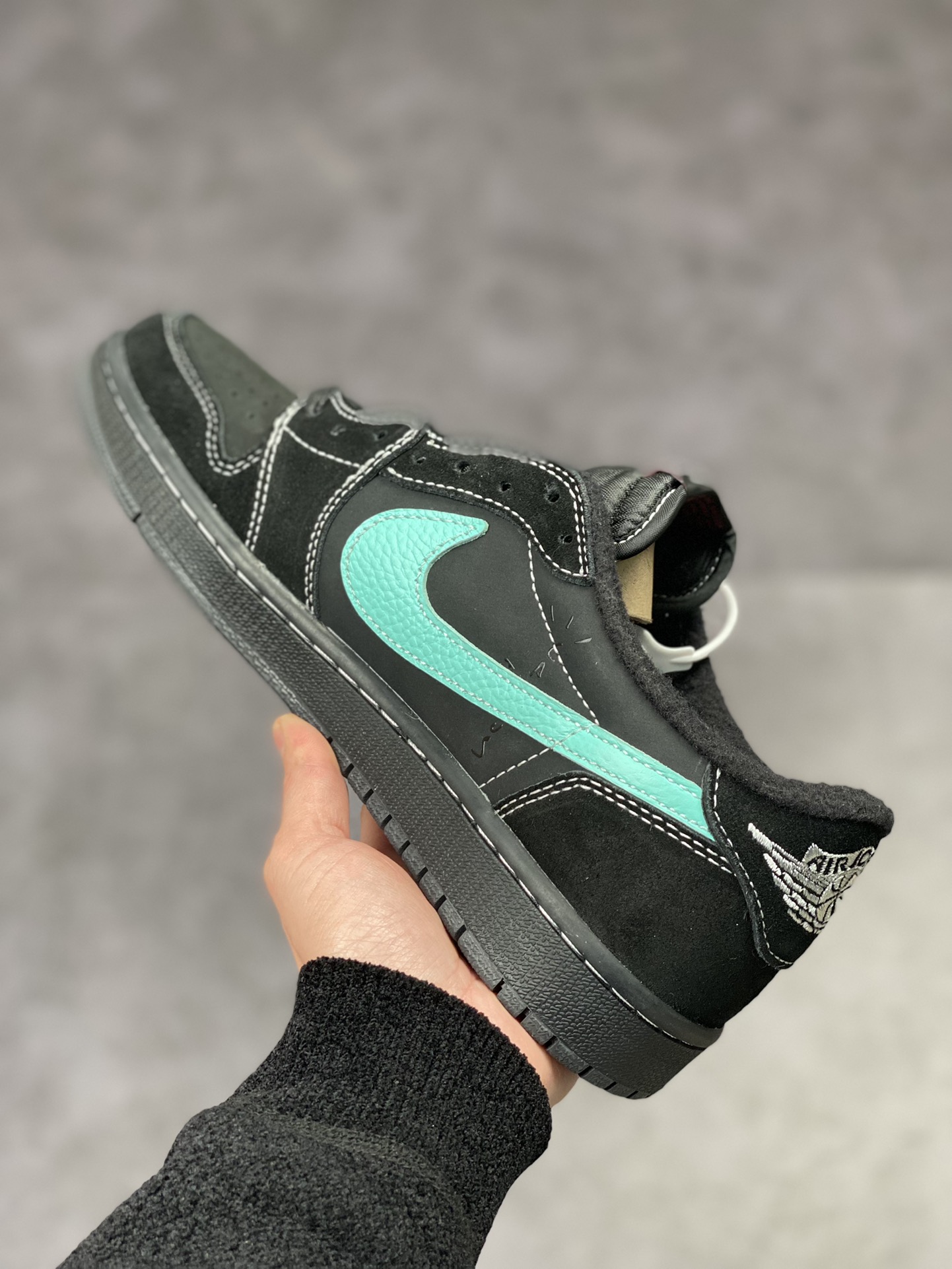 240 Travis Scott x Tiffany & Co. x Nike Air Jordan 1 Low 蒂芙尼蓝倒钩 DM7866-401