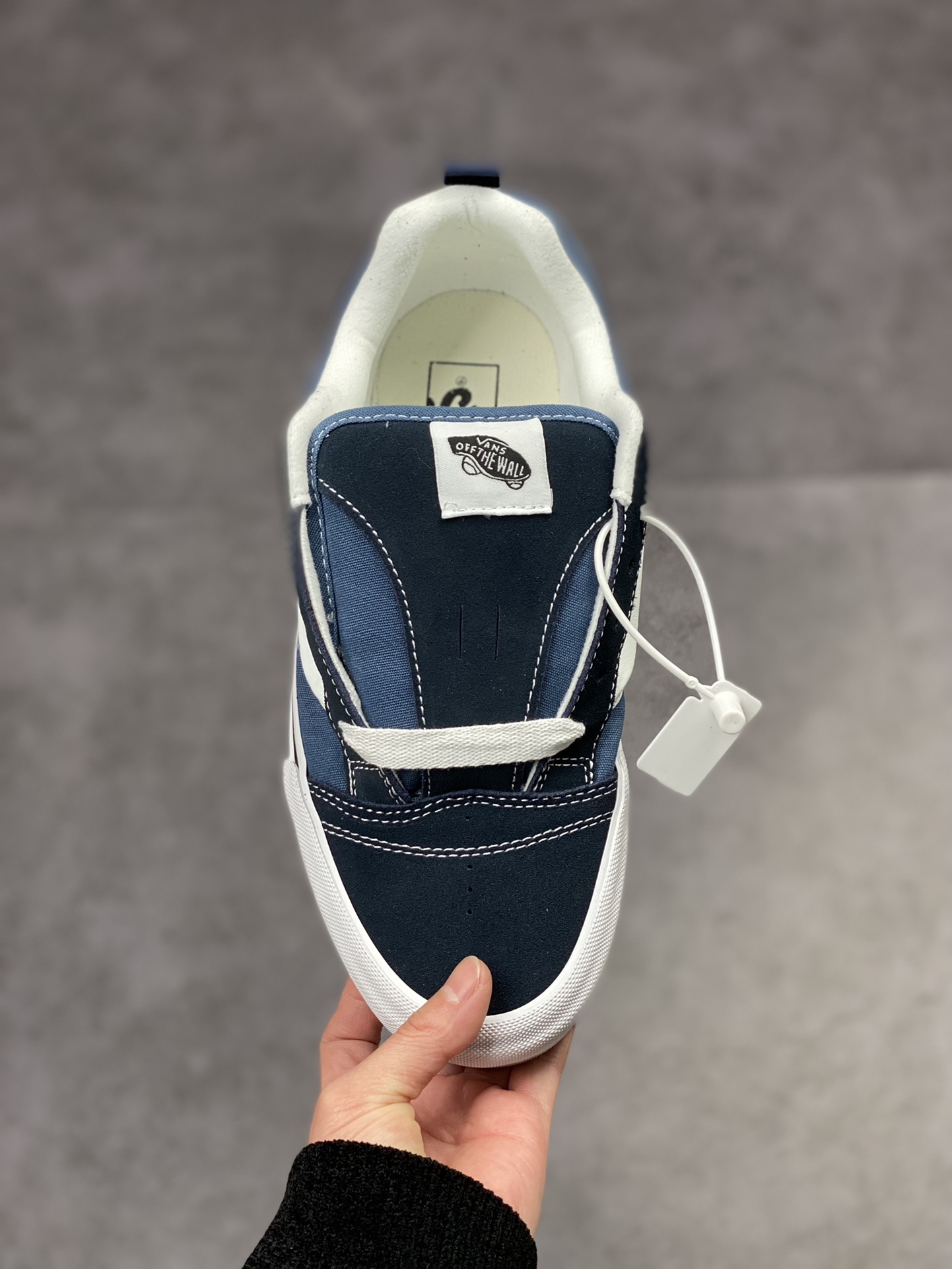 160 Vans Classics Knu Skool 2023 春季系列肥胖版黑白VN0009QC6BT/海军蓝VN0009QCNWD