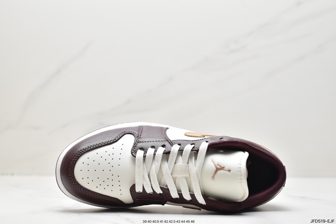 170 Air Jordan 1 Low AJ1乔1低帮休闲板鞋 DC0774-200