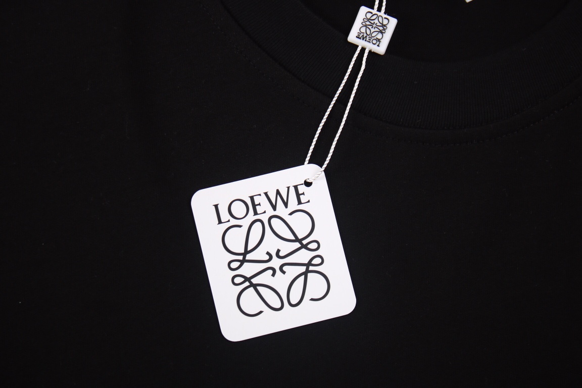 :160 Loewe 罗意威 23ss 凹凸立体 浮雕压花 logo短袖 LW经典LOGO系列