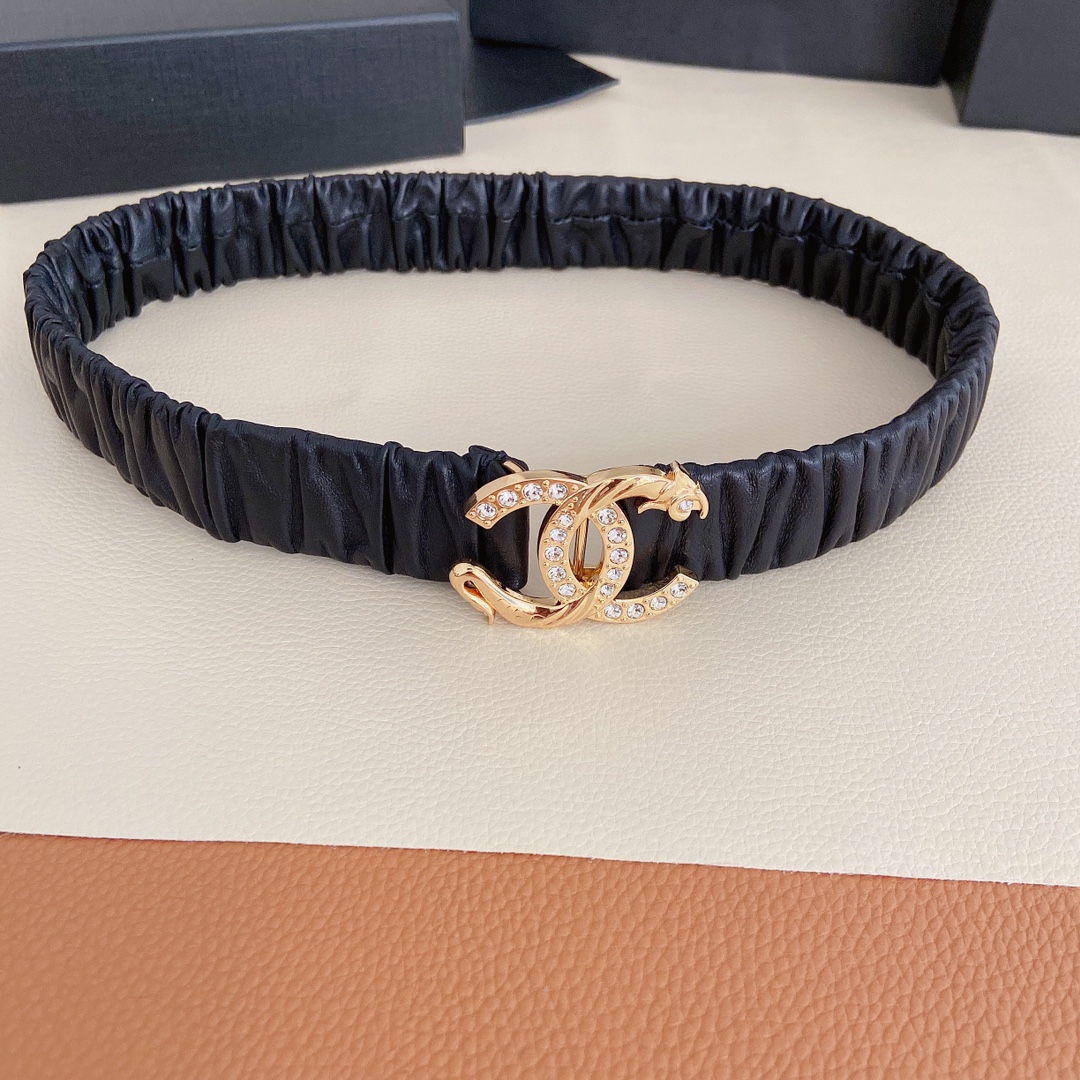 chaneL小香小羊皮金色金属与水钻