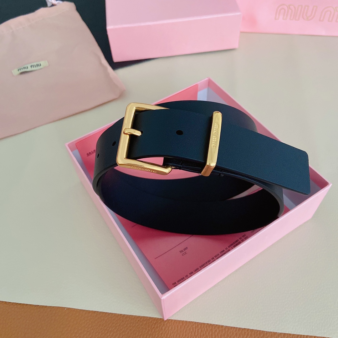 miumiu新款同步3.5cm宽度双