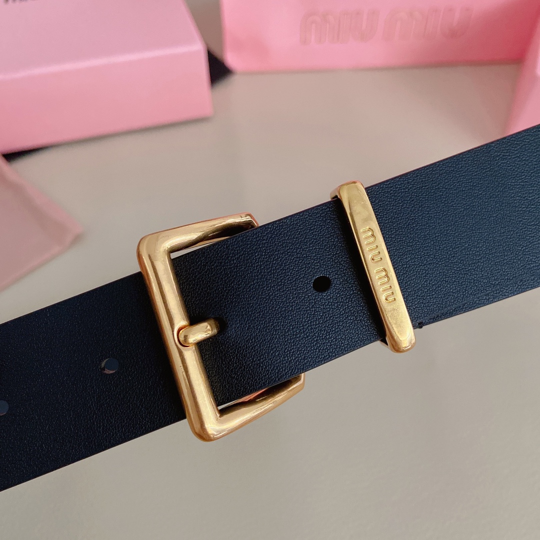 miumiu新款同步3.5cm宽度双